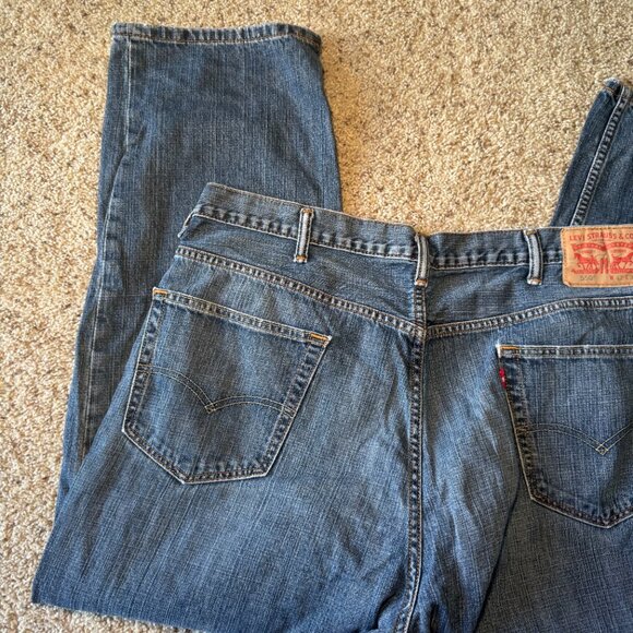 Levis 550 W42 L30 Distressed Blue Denim Jeans - Picture 10 of 14